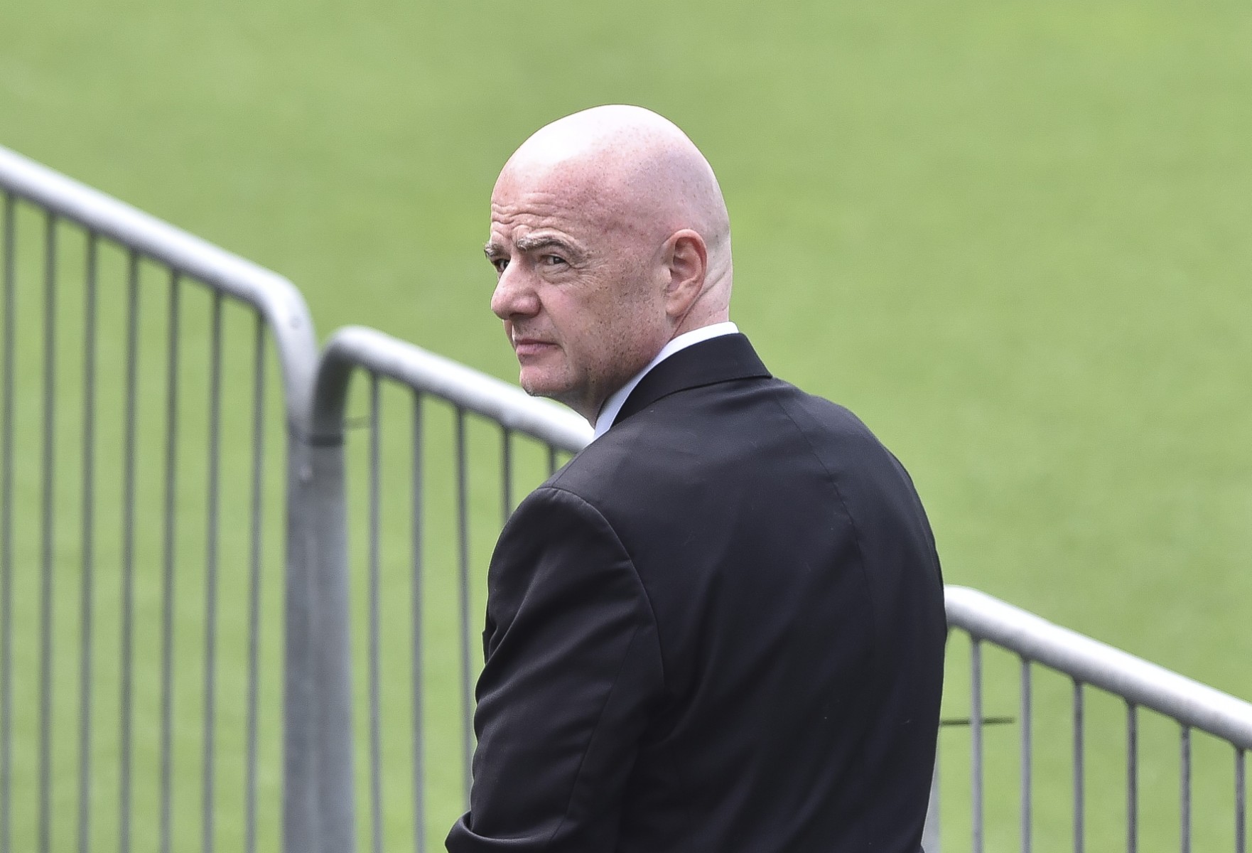 Fifa: critiqué pour un selfie aux obsèques de Pelé, Infantino se dit «atterré»
