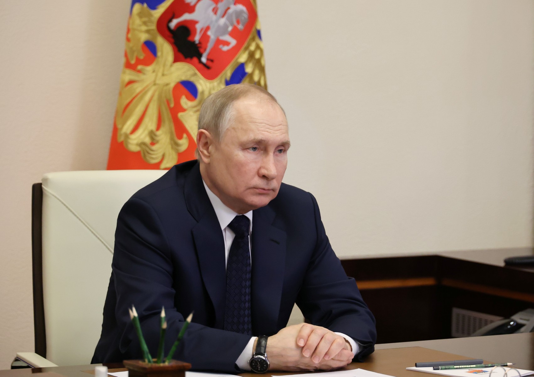 Poutine préside en visioconférence le départ d'un navire équipé de missiles hypersoniques