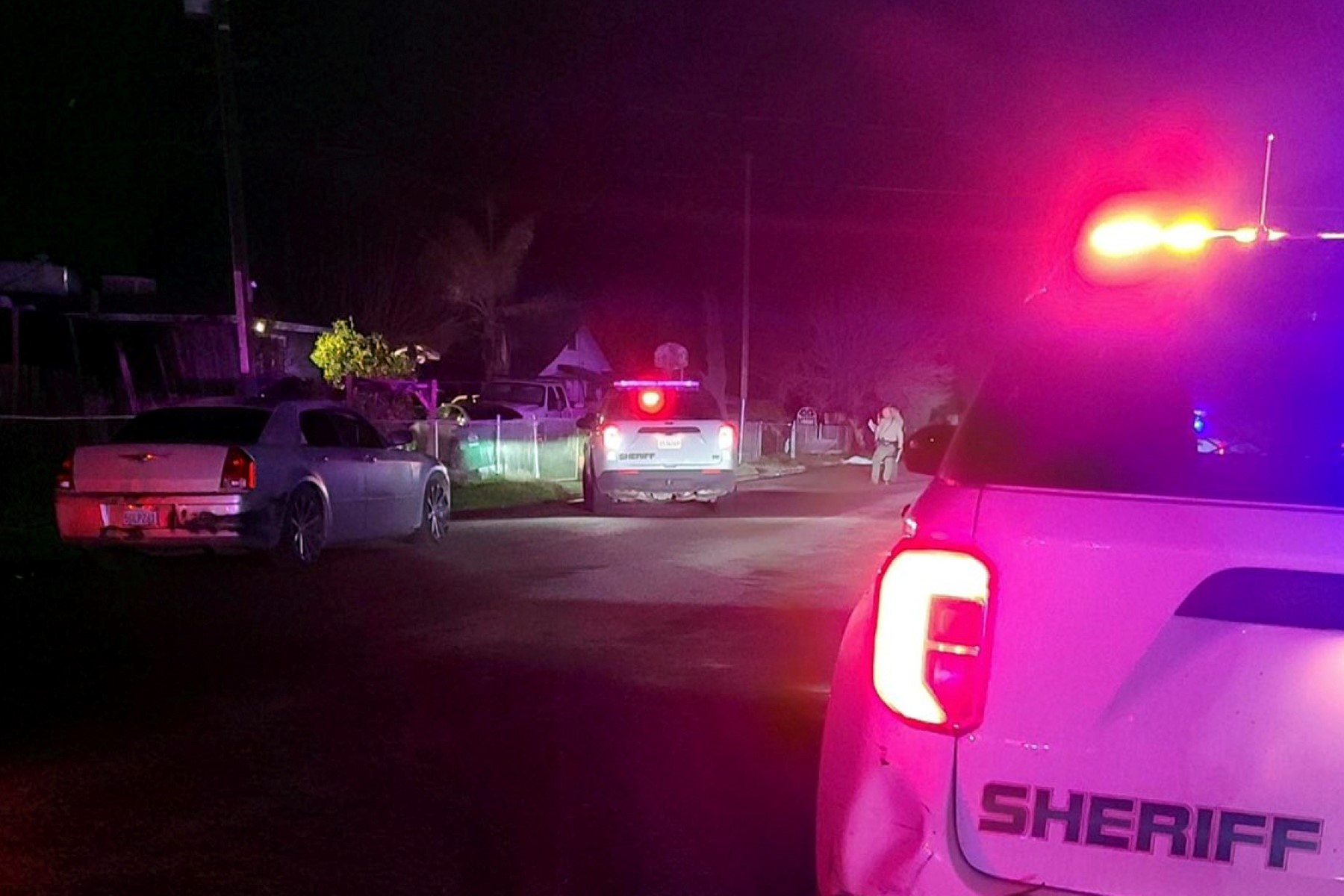 Six personnes dont un bébé tuées en Californie, des gangs suspectés