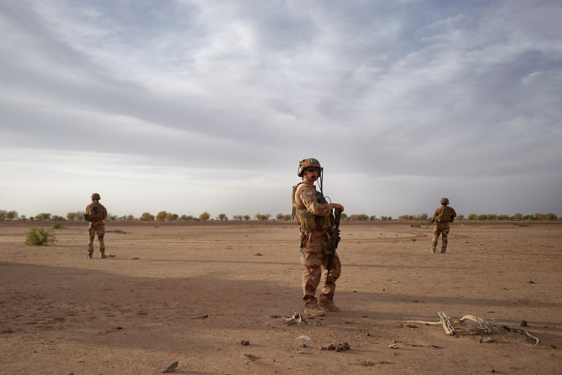 Burkina: le gouvernement demande le retrait des troupes françaises, Paris veut des clarifications