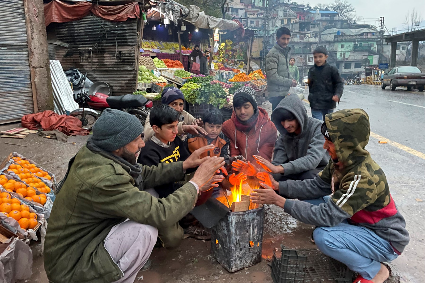 L'électricité de retour au Pakistan après une panne géante