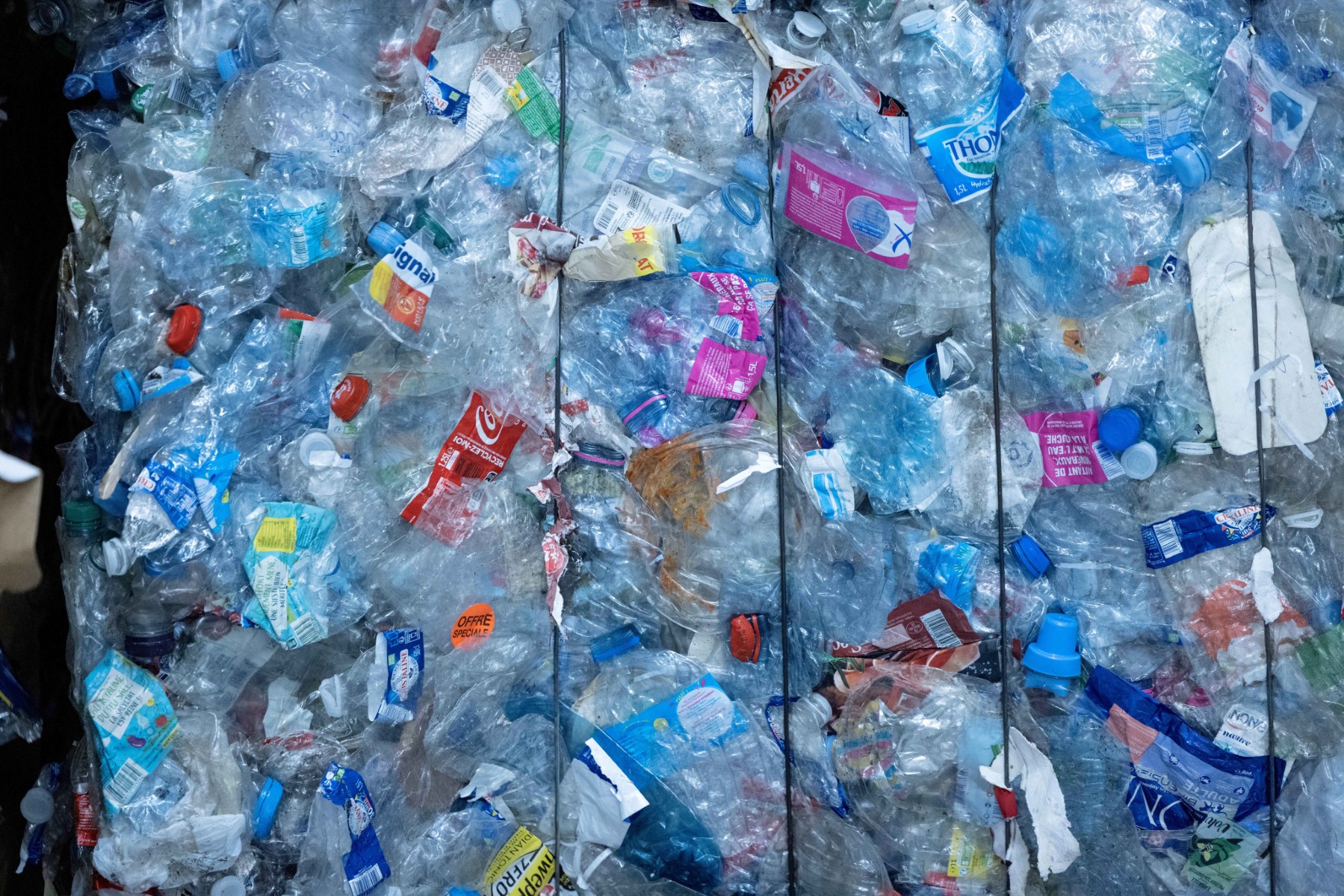 Consigner les bouteilles ou cannettes en France? Le gouvernement relance le débat