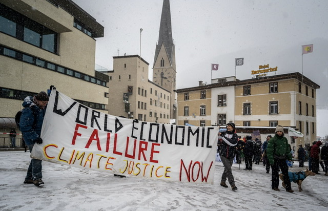 Face aux élites de Davos, l'ONG Oxfam milite pour «abolir» les milliardaires