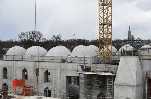 Strasbourg abroge sa décision sur le financement des cultes