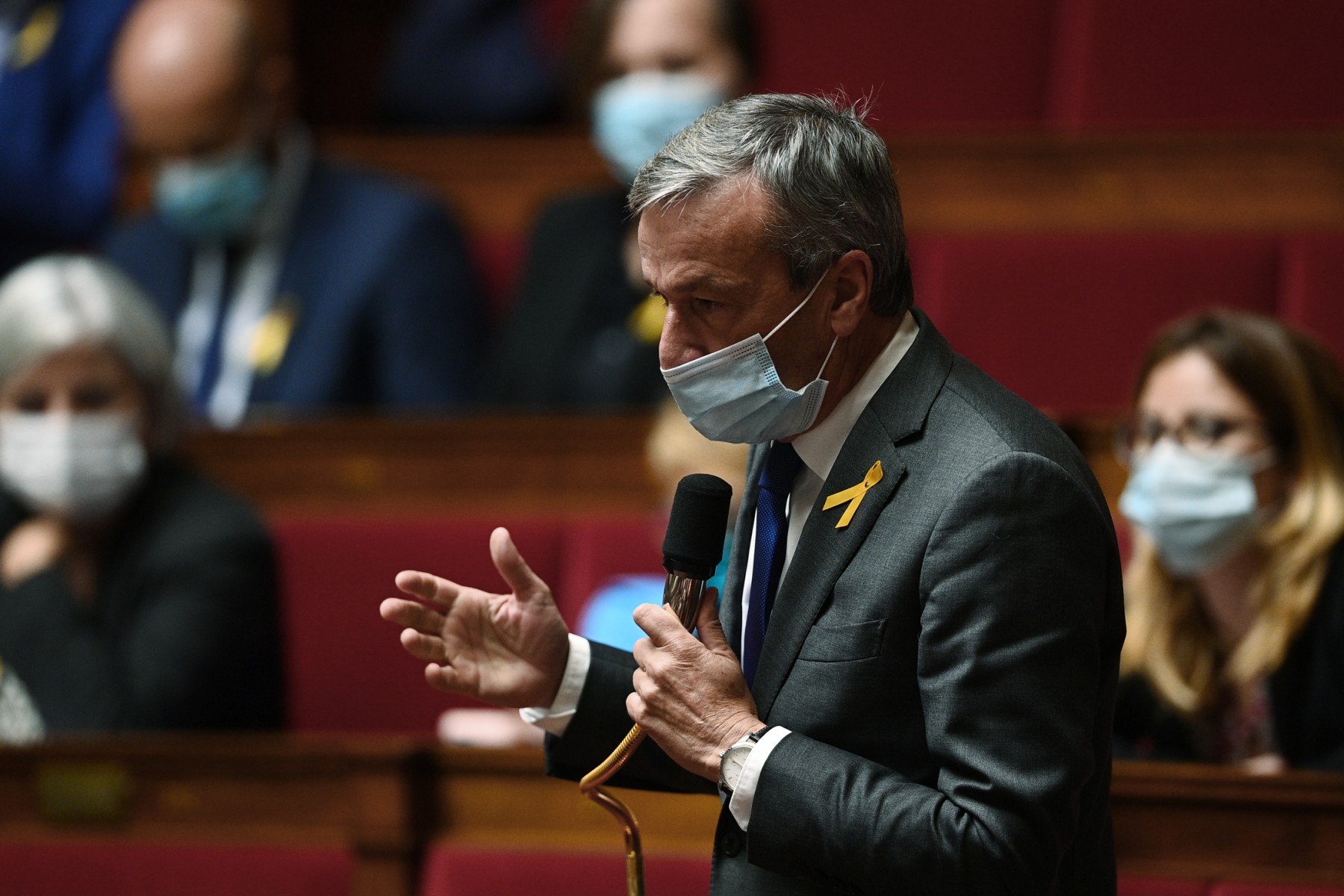 Retraites: des députés Modem proposent la semaine de 35,5 heures