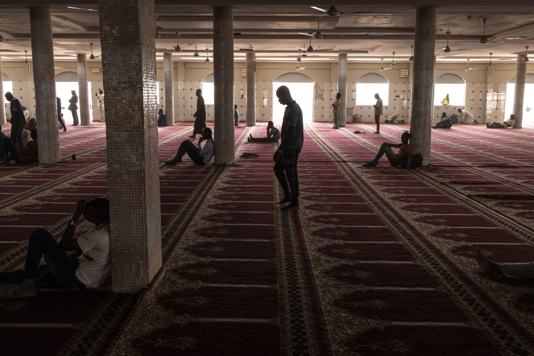 Burkina: neuf morts dans une attaque contre une mosquée, selon des sources locales