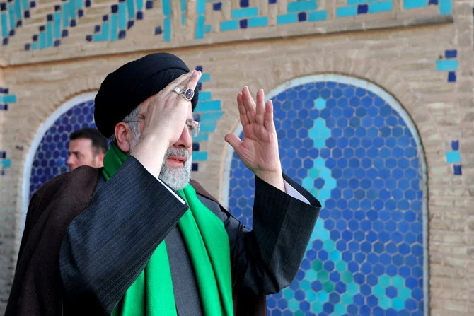 D’anciens diplomates iraniens critiquent la politique étrangère de Téhéran
