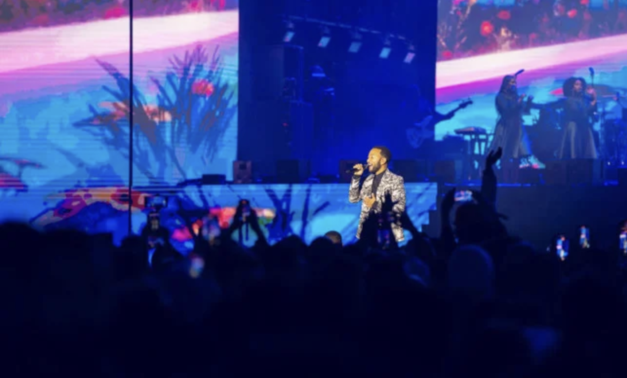 John Legend chante Riyad dans le cadre du E-Prix de Diriyah