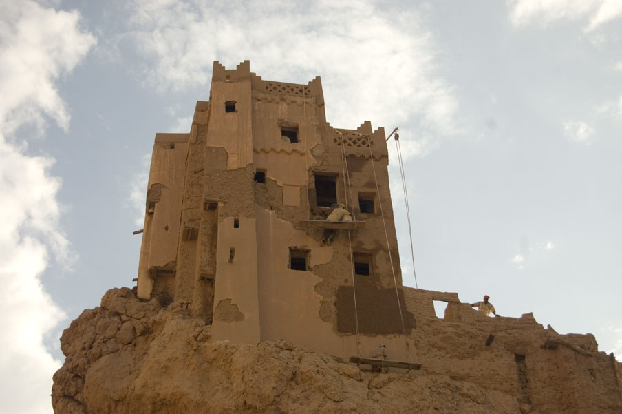 Yémen: une architecte aventurière et des initiatives saoudiennes au secours du patrimoine