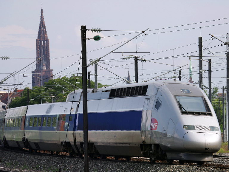 Un petit Felix naît dans un train entre la France et l'Allemagne