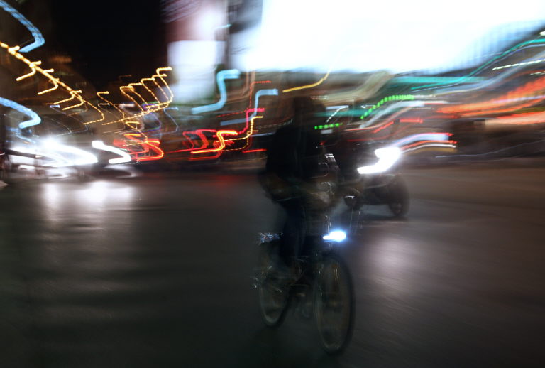 Paris: Hidalgo annonce un «code de la rue» contre les comportements dangereux
