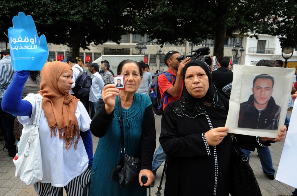 Tunisie: une ONG dénonce une forme de «torture morale» des opposants
