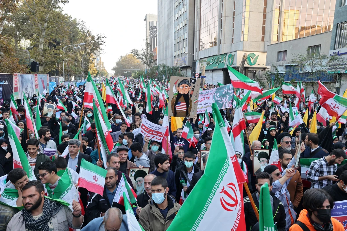 Iran: un homme condamné à mort en lien avec les manifestations