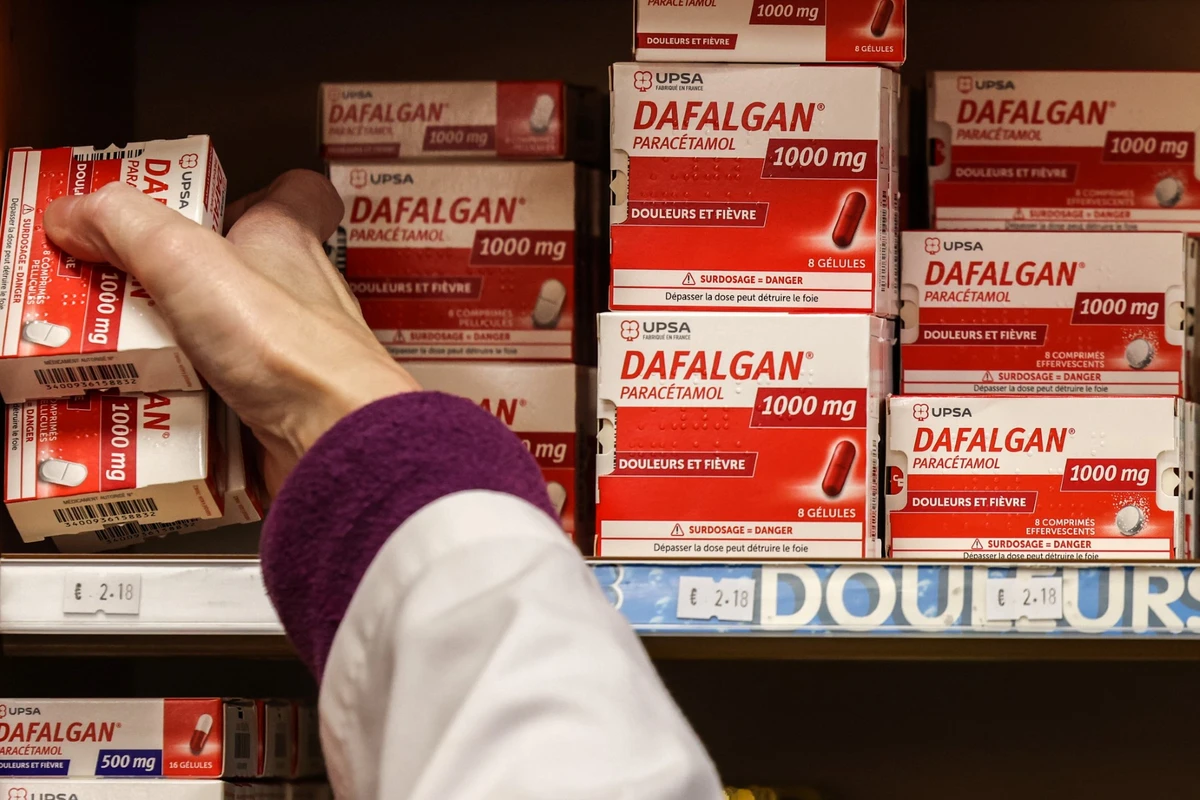 Pénuries: la France interdit la vente de paracétamol en ligne