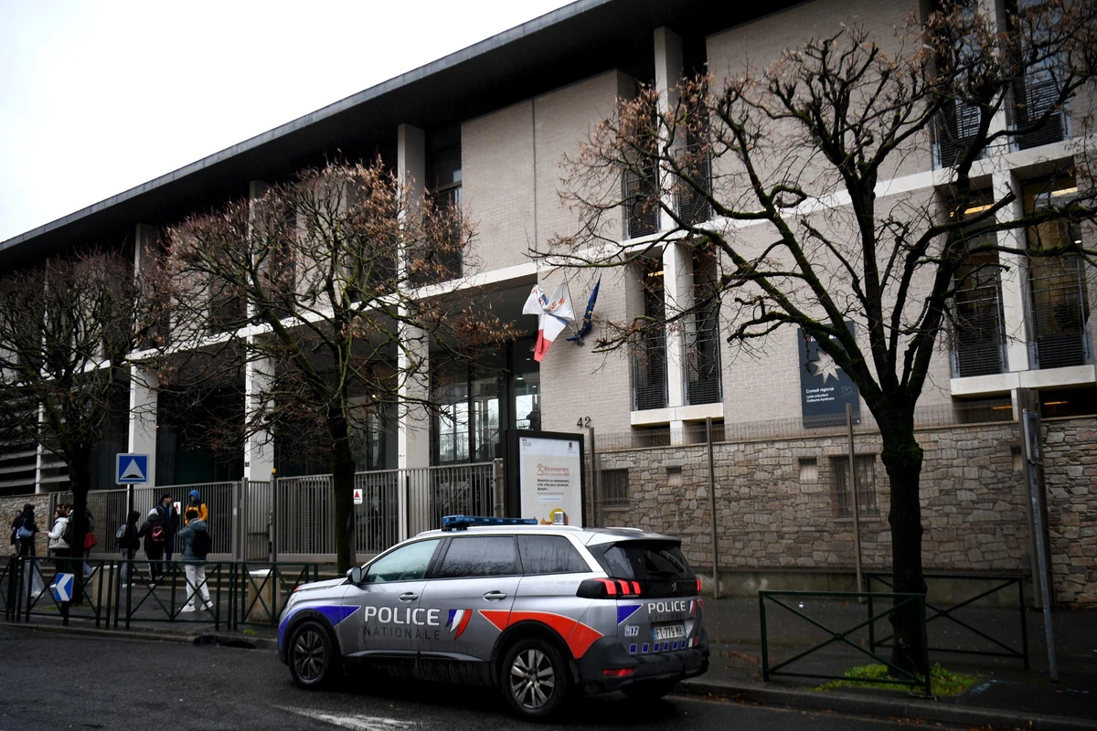 Rixe mortelle dans le Val-de-Marne: Quatre mineurs mis en examen et écroués