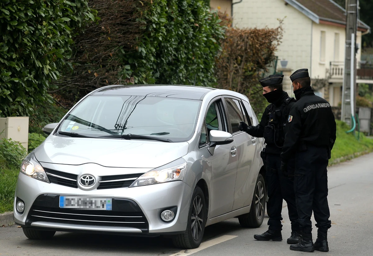 France: une dernière marche pour Estelle Mouzin, jeune victime du tueur en série Michel Fourniret