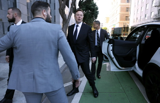 Chez Twitter, hémorragie d'employés, d'utilisateurs, et d'annonceurs pour Musk