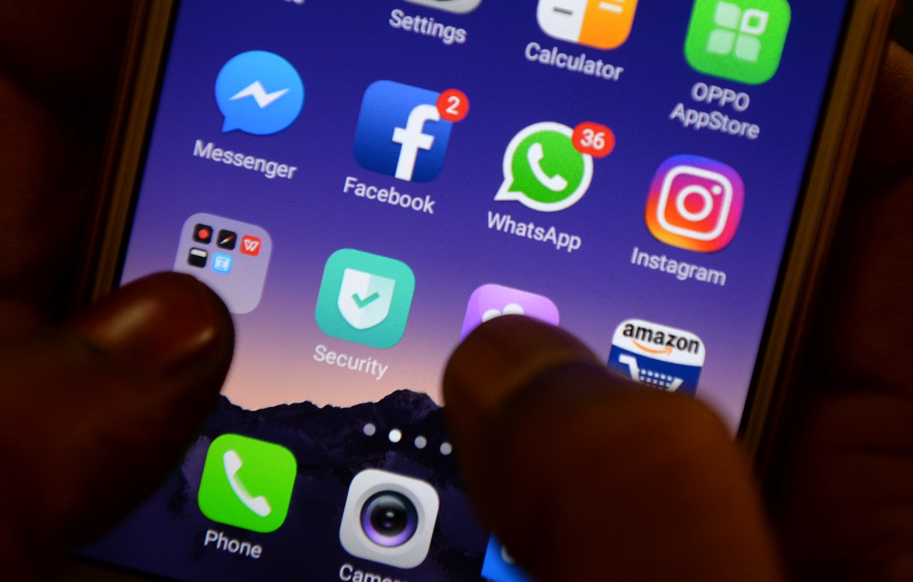 L'Iran maintient le blocage de WhatsApp et Instagram