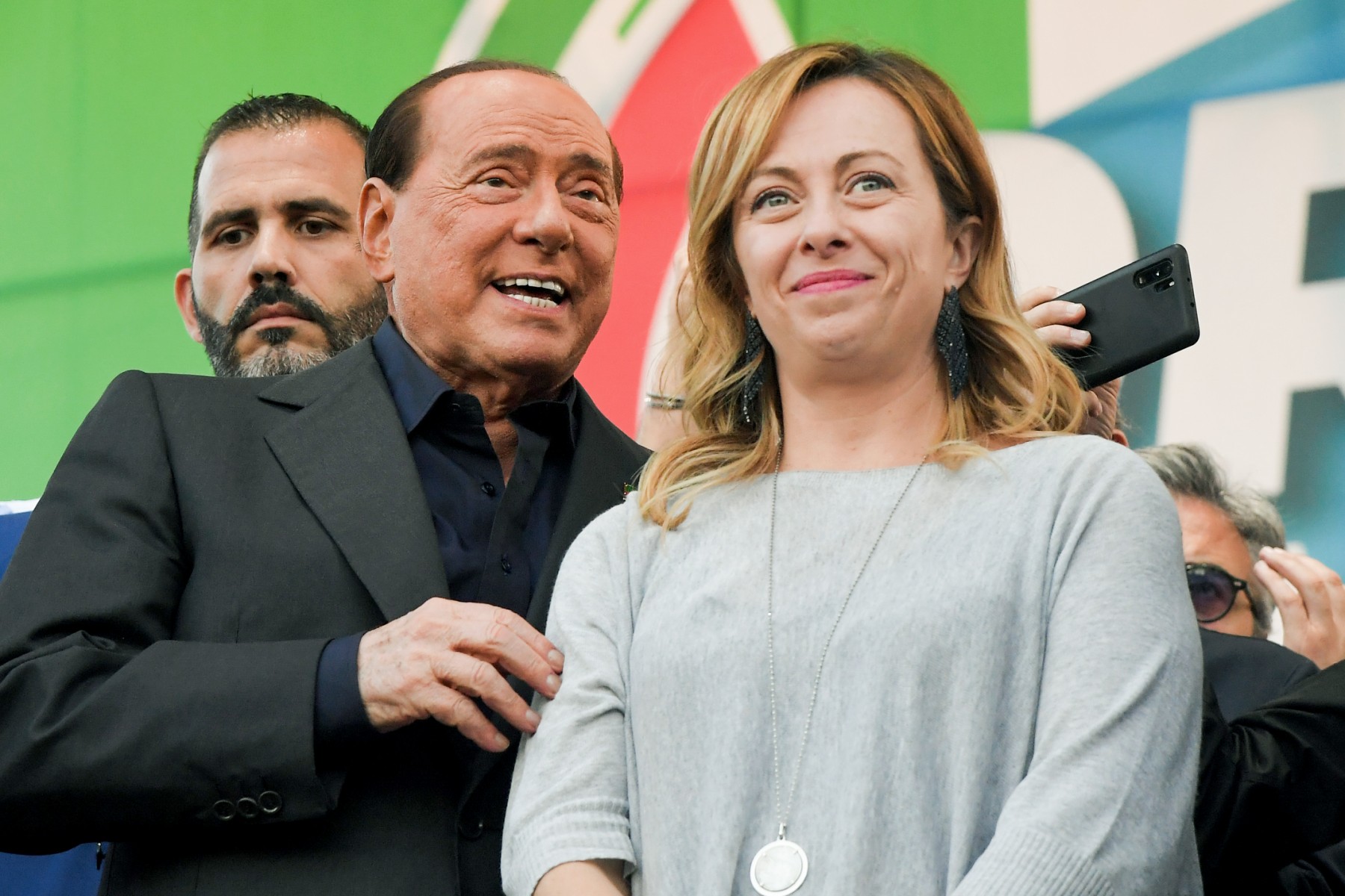 Ukraine: Berlusconi attaque Zelensky, Meloni le recadre