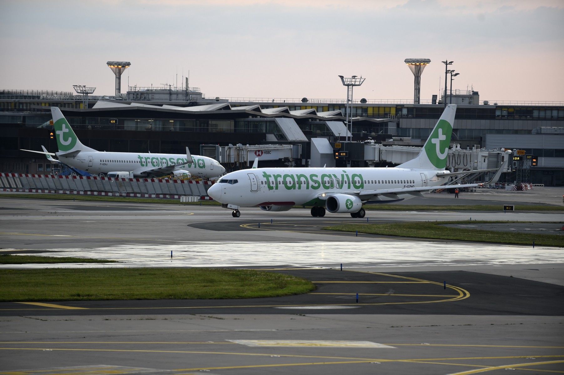 Retraites: Annulation de 30% des vols à Orly jeudi, des aéroports en région affectés
