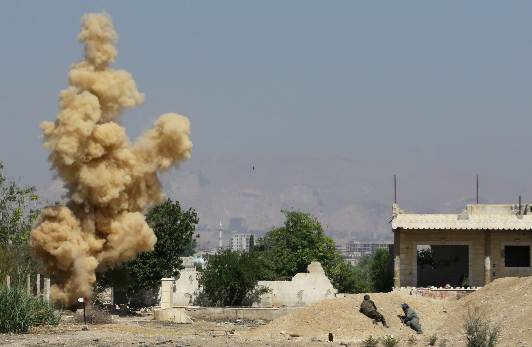 Syrie: dix personnes qui cueillaient des truffes tuées par l'explosion de mines