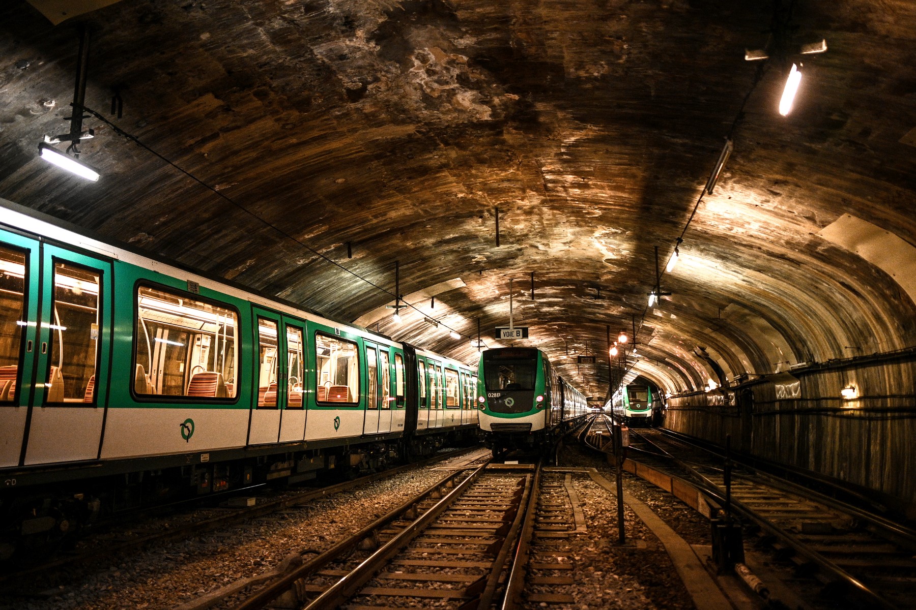 Infrastructures: Un plan de 100 mds pour le ferroviaire d'ici 2040, annonce Matignon