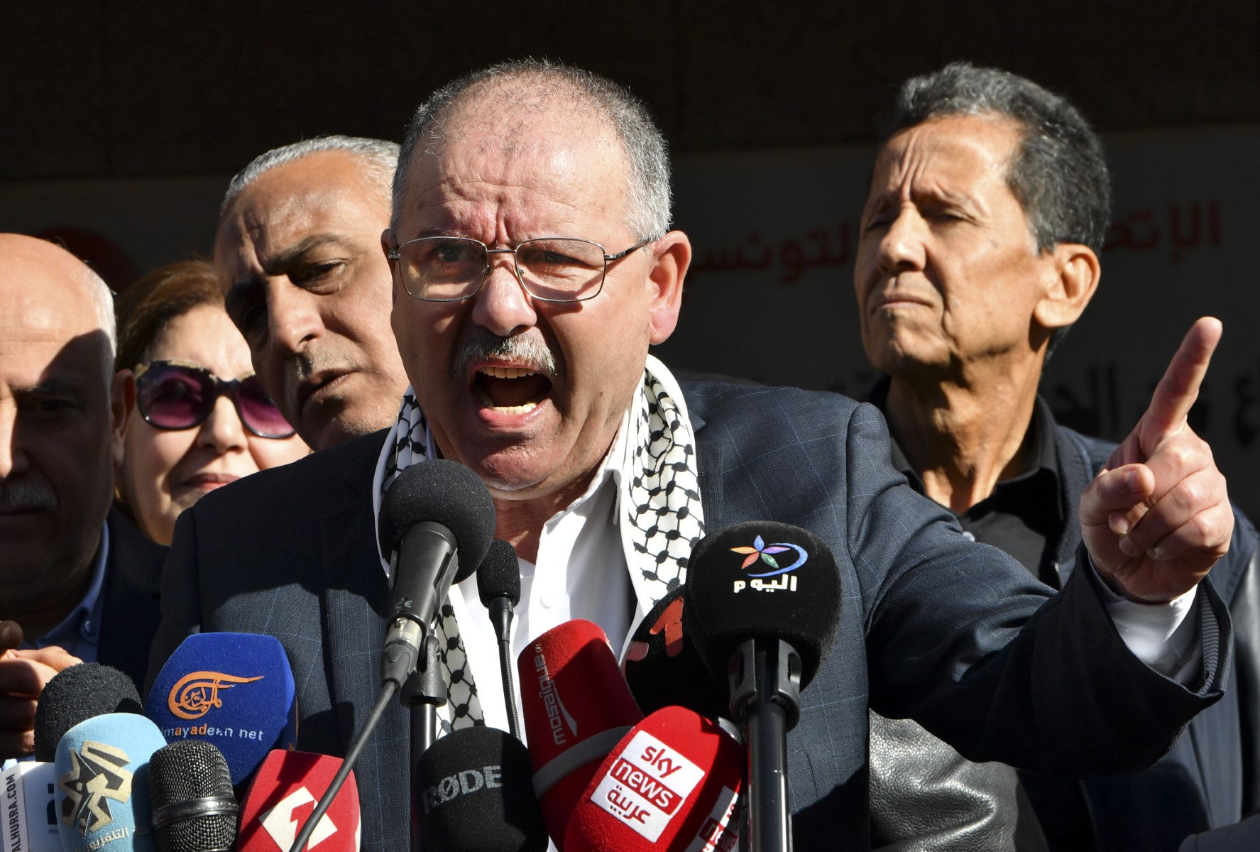 Tunisie: le président s'en prend aux syndicats «pour détourner l'attention»