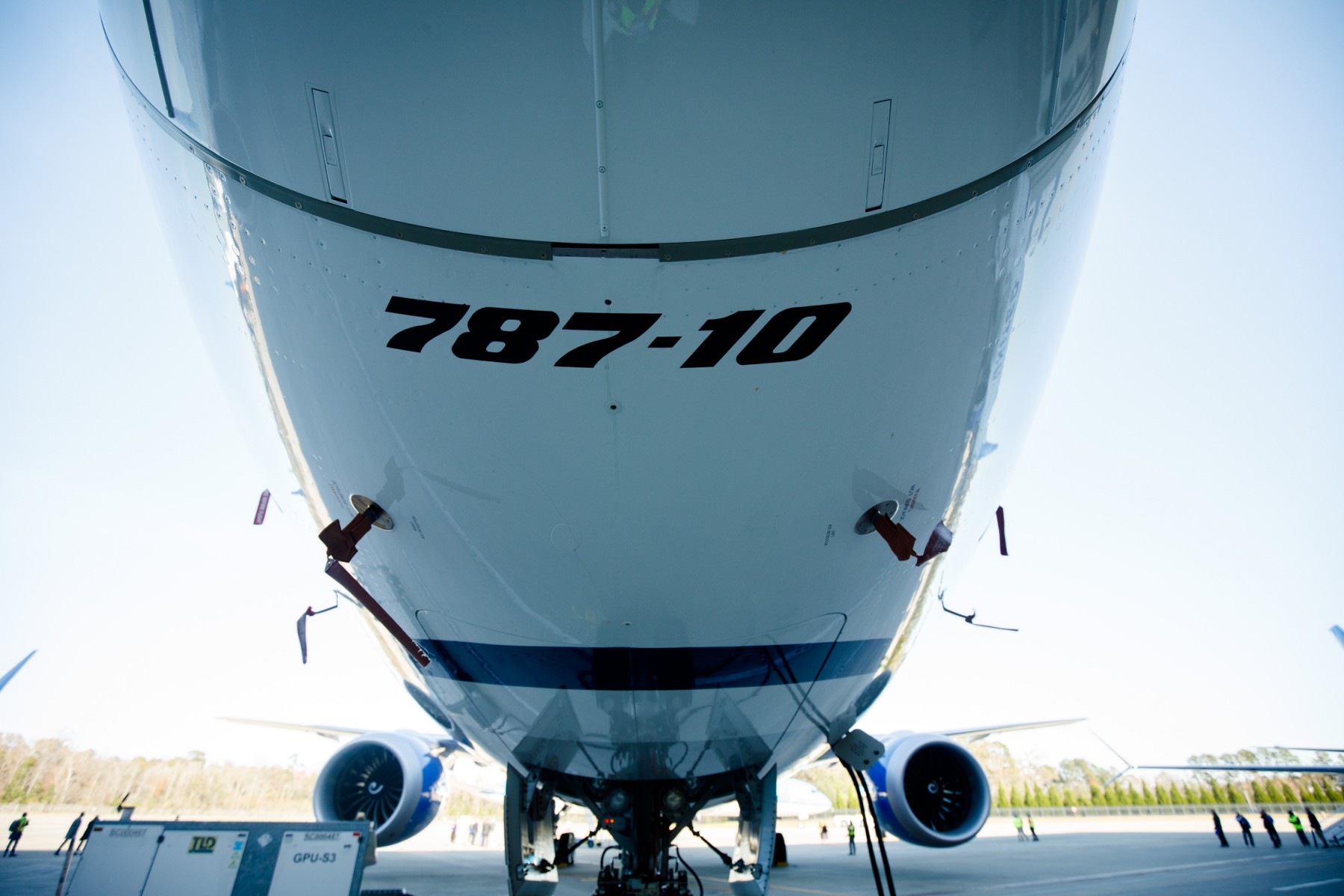 Boeing suspend de nouveau la livraison des 787 pour analyser un élément du fuselage