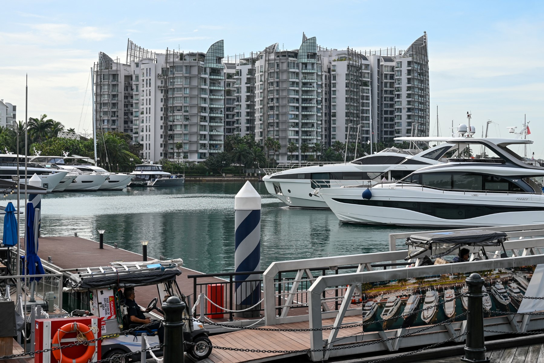 Des méga-riches quittent la Chine pour mettre leur fortune à l'abri à Singapour