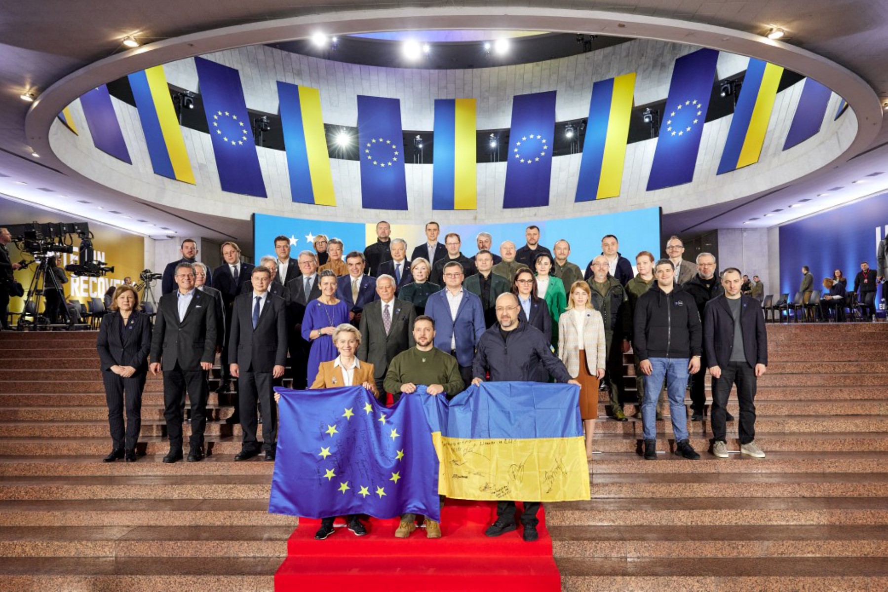 Charles Michel, à Kiev, promet de «soutenir» l'adhésion de l'Ukraine à l'UE
