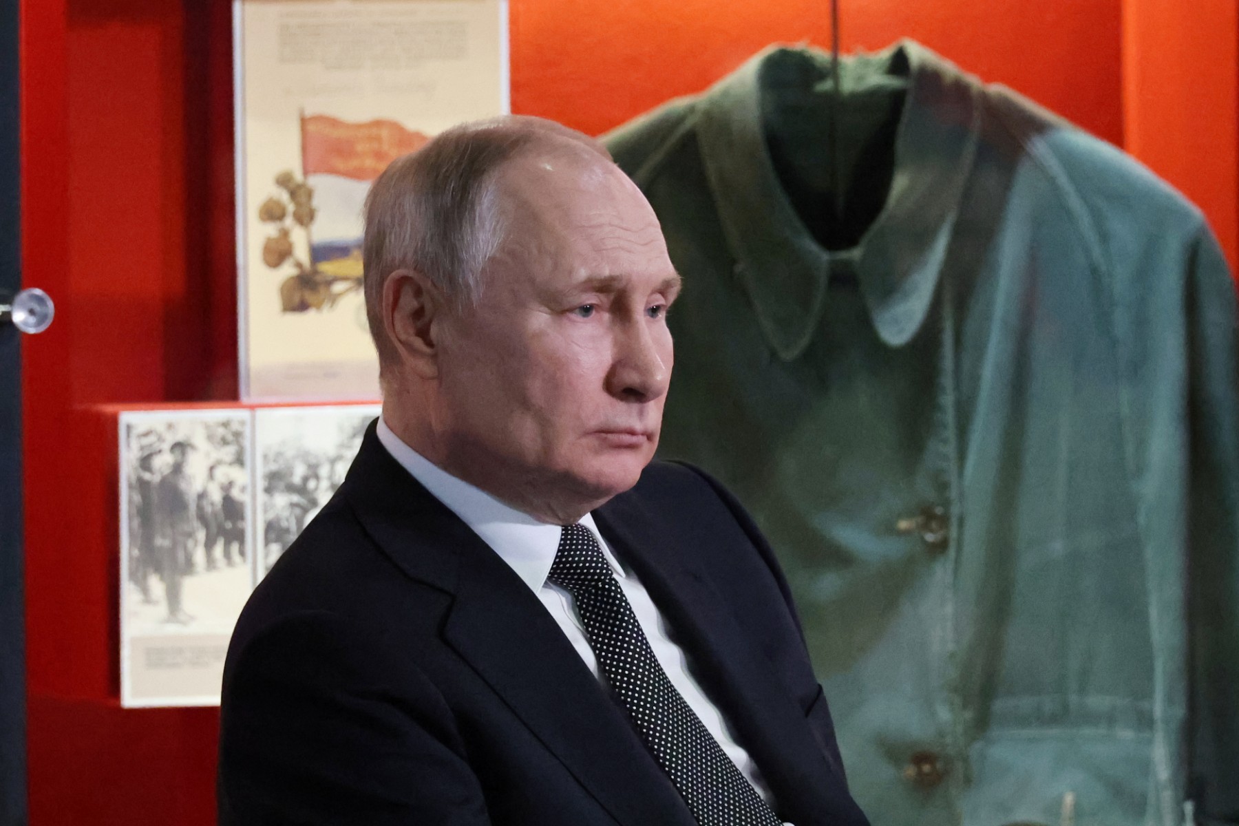 Livraisons d'armes à l'Ukraine: Poutine menace les Occidentaux de représailles