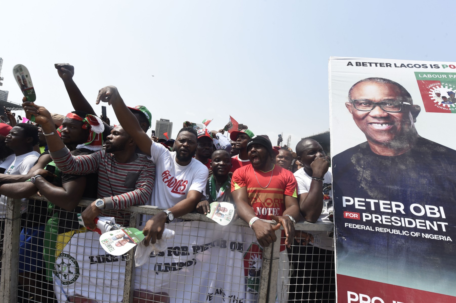 Présidentielle au Nigeria: l'outsider Peter Obi harangue la jeunesse à Lagos