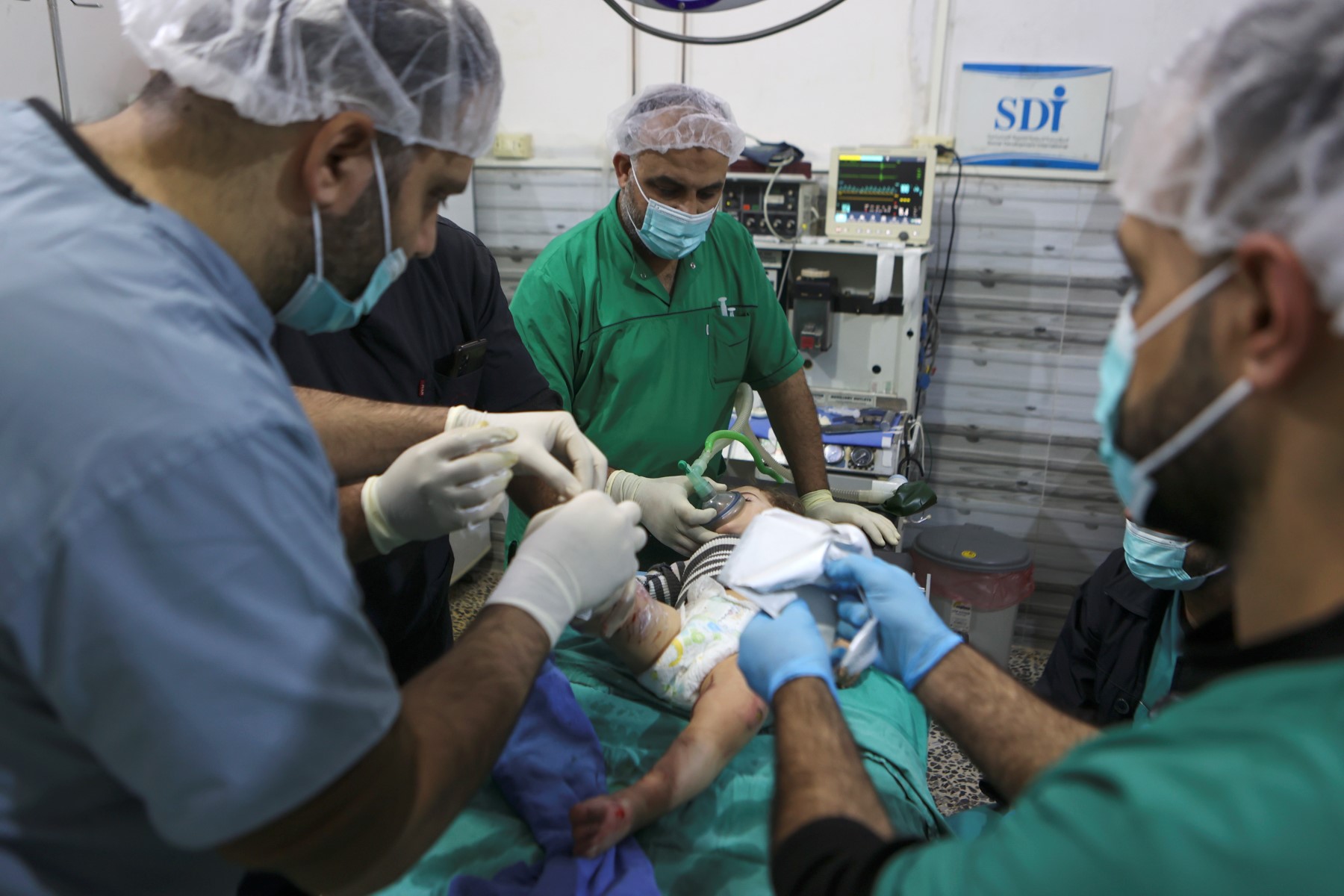 Après les ravages du séisme en Syrie, la double peine du personnel hospitalier