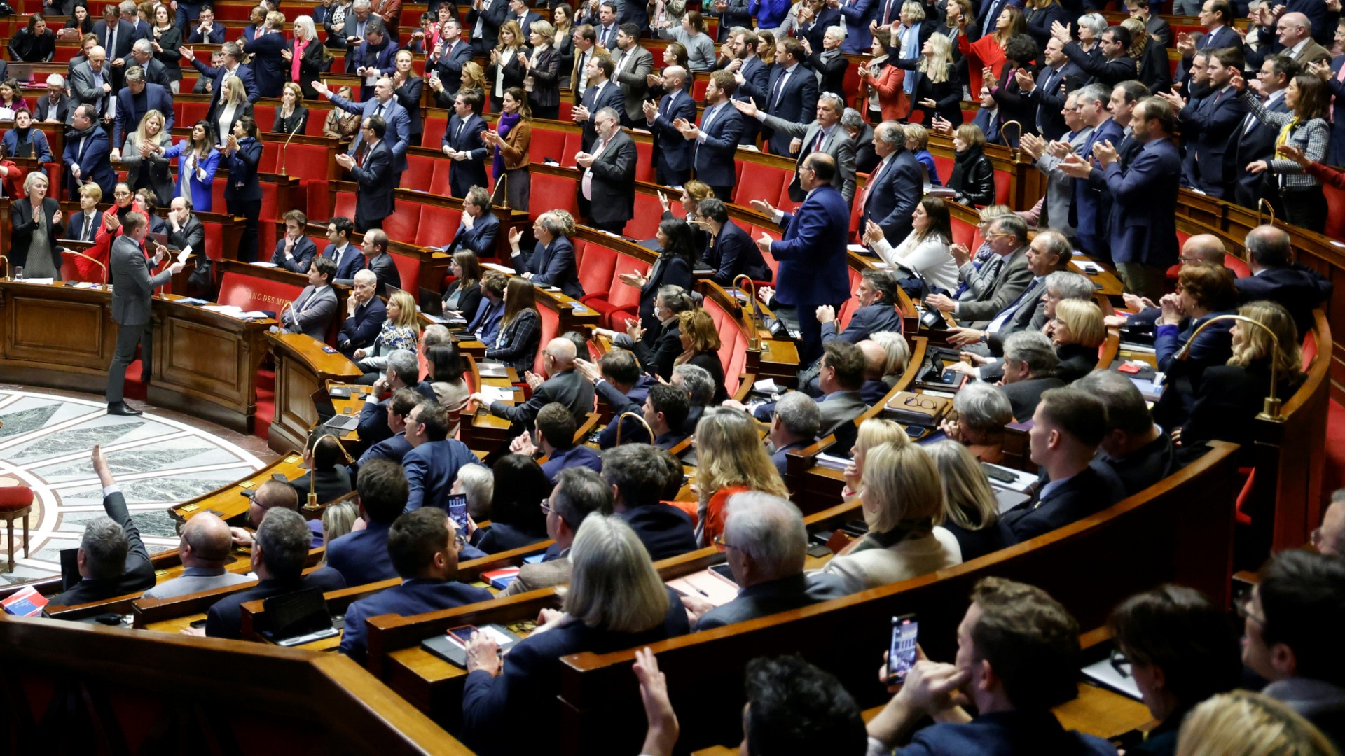 Retraites: des syndicats revigorés mais toujours fragiles
