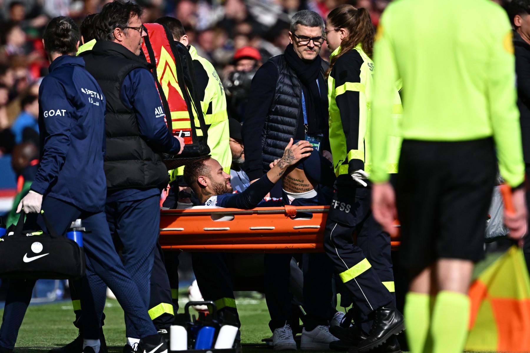 Foot: «Lésions ligamentaires» pour Neymar, Paris inquiet avant le Bayern