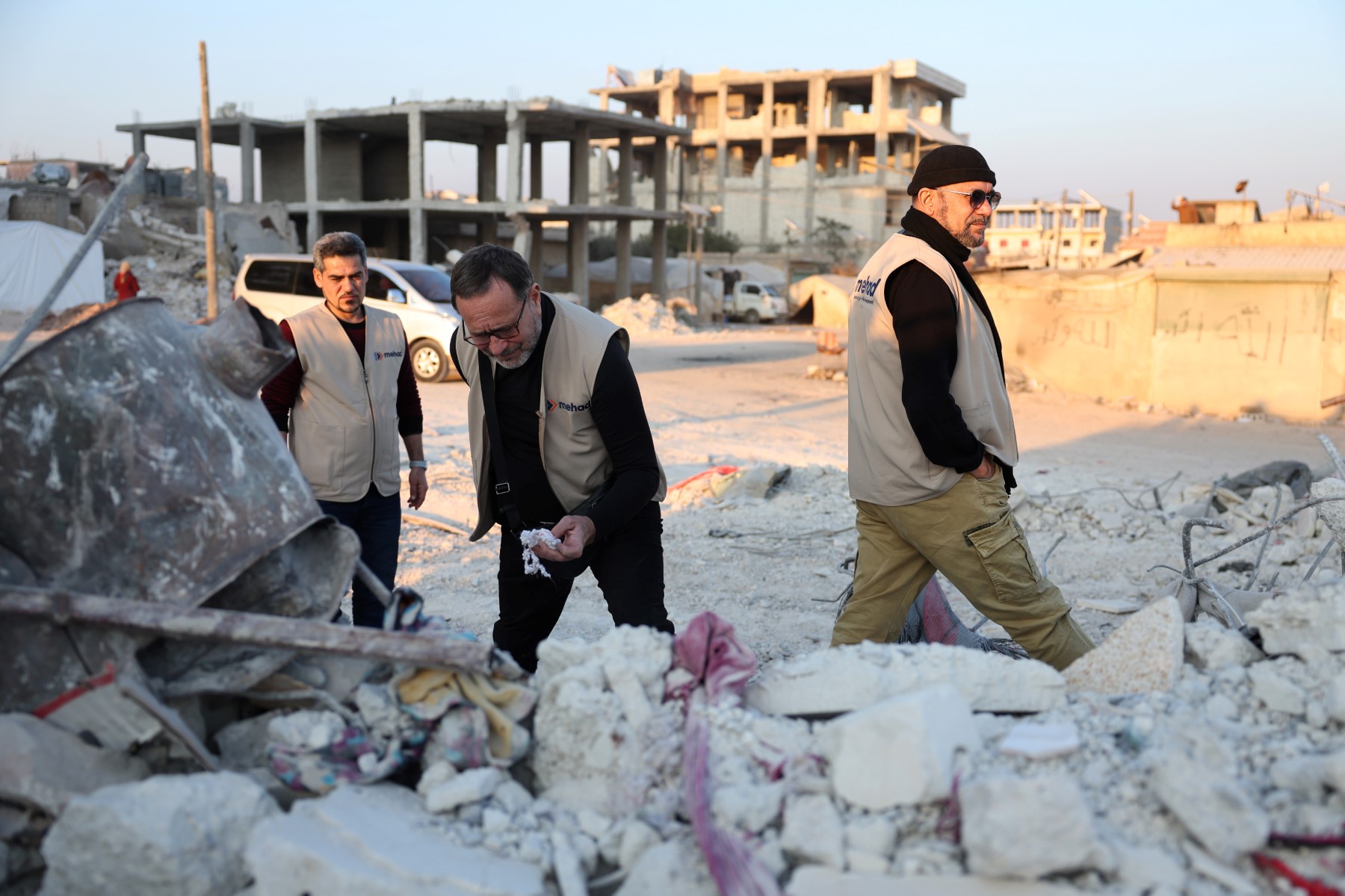 L'UE assouplit temporairement les sanctions contre la Syrie après le séisme