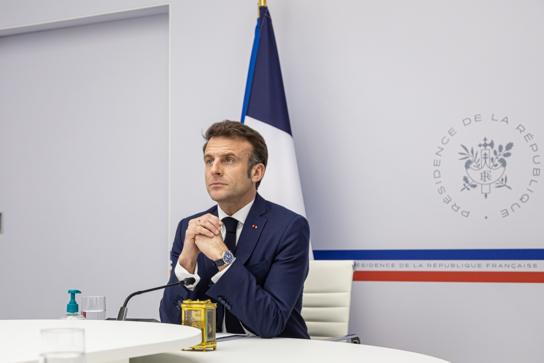 Macron dit à Erdogan qu'il faut «accroître la pression et l'isolement de la Russie»