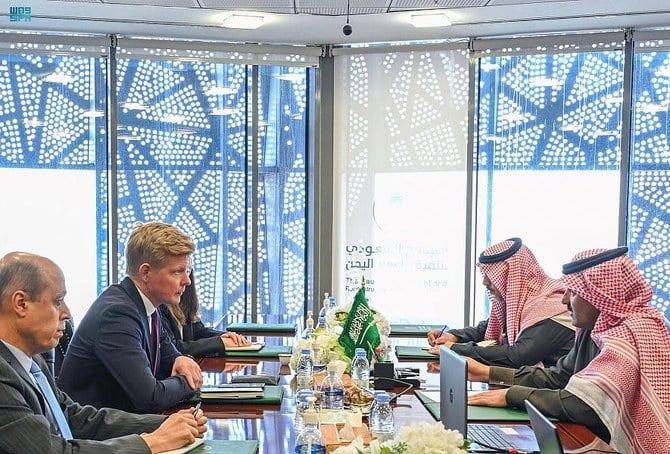 L'ambassadeur d’Arabie saoudite au Yémen rencontre l'envoyé de l'ONU