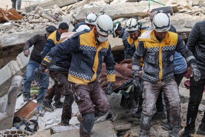 Séisme: les Casques blancs syriens pressent la communauté internationale d'aider les zones rebelles