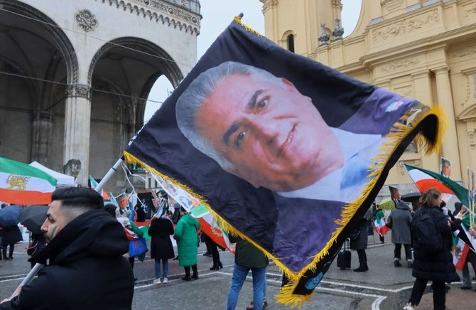 Le fils de l'ancien shah appelle l'Occident à soutenir les manifestants en Iran