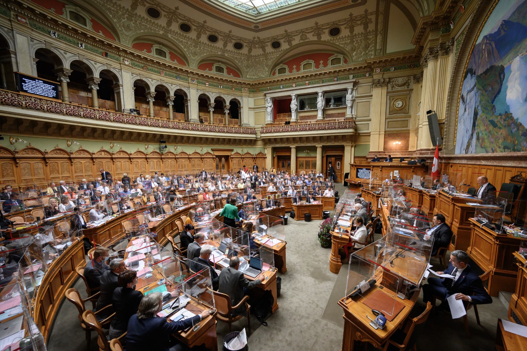 Le gouvernement suisse veut étendre la loi sur le blanchiment d'argent aux conseillers financiers
