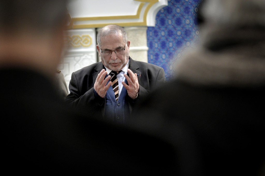 Deux identitaires condamnés pour des tweets visant le recteur de la mosquée de Lyon