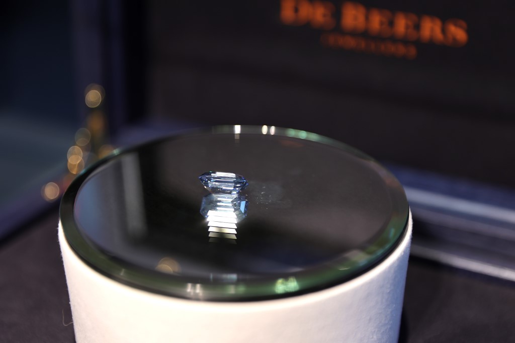 Le Botswana menace de couper les ponts avec le géant du diamant De Beers