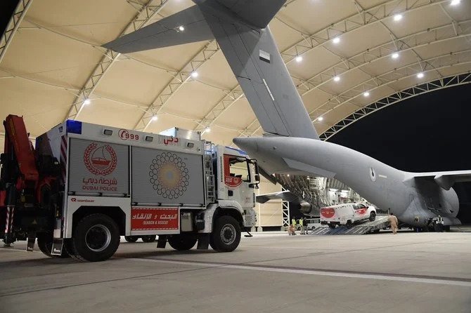 Séisme: les Emirats arabes unis promettent 100 millions de dollars d'aide