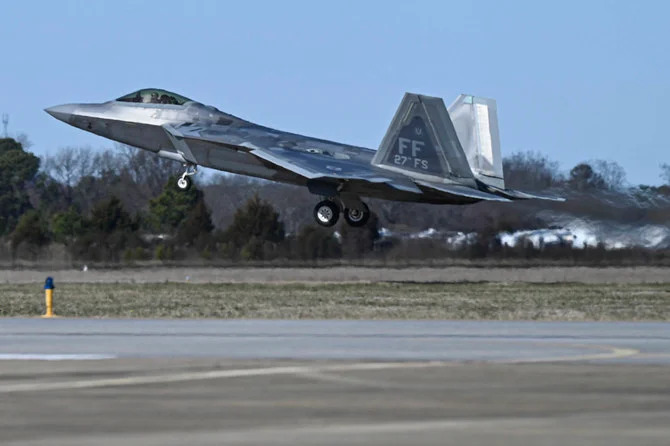 Les Etats-Unis abattent un «objet» volant au-dessus de l'Alaska
