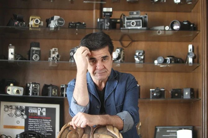 Le réalisateur iranien emprisonné Jafar Panahi entame une grève de la faim