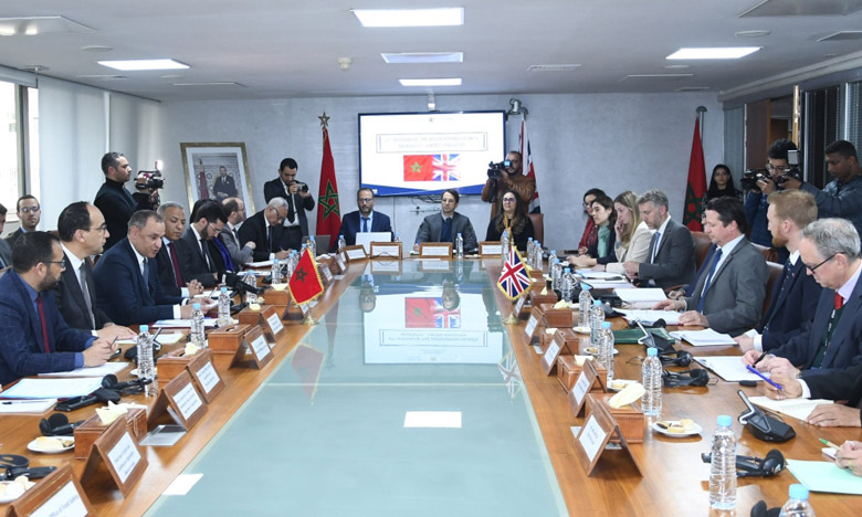 Le Maroc et le Royaume-Uni veulent renforcer leur partenariat dans l'aéronautique, l'automobile et les énergies