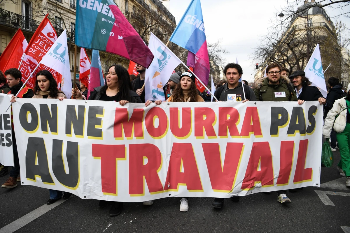 France: manifestations contre la réforme des retraites, les syndicats haussent le ton