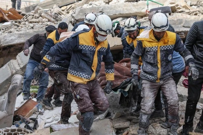 Séisme: les Casques blancs syriens pressent la communauté internationale d'aider les zones rebelles