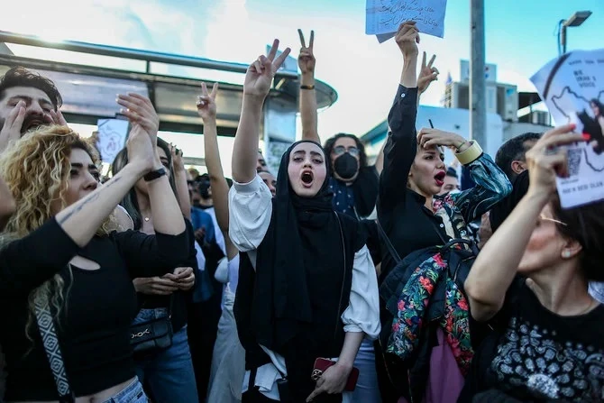 Des procureurs iraniens ont couvert des viols commis par des Gardiens de la révolution, selon un document officiel